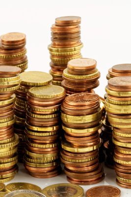 Publikacja ze współfinansowaniem - stosy monet